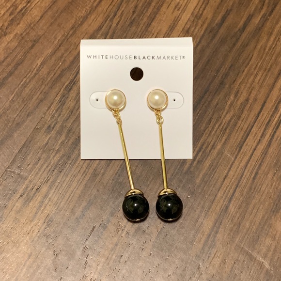 WHBM Beautiful earring - Picture 1 of 8